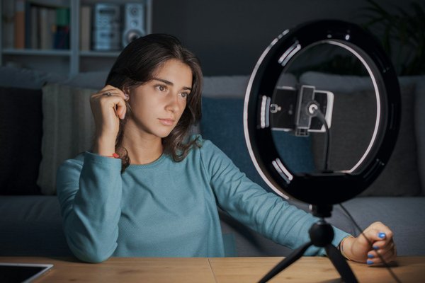 How Can UK-Based Fashion Brands Utilize TikTok to Reach Gen Z Consumers?